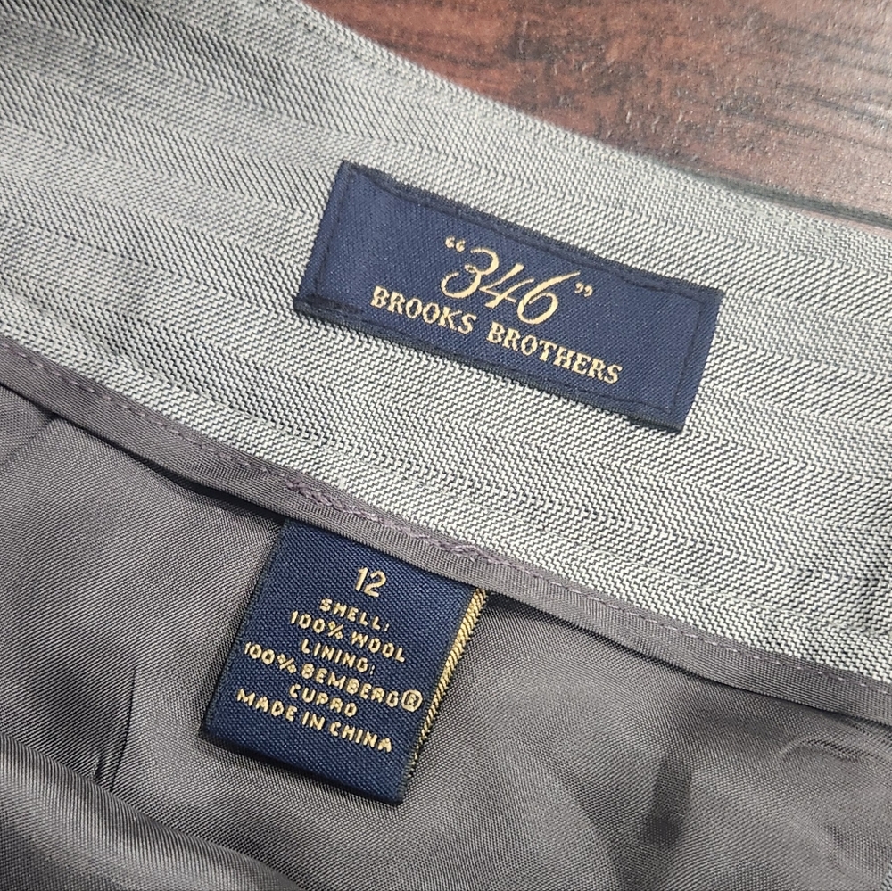 346 BROOKS BROTHERS Classic Gray Pencil Skirt 100% Wool 🤍 - Picture 3 of 6